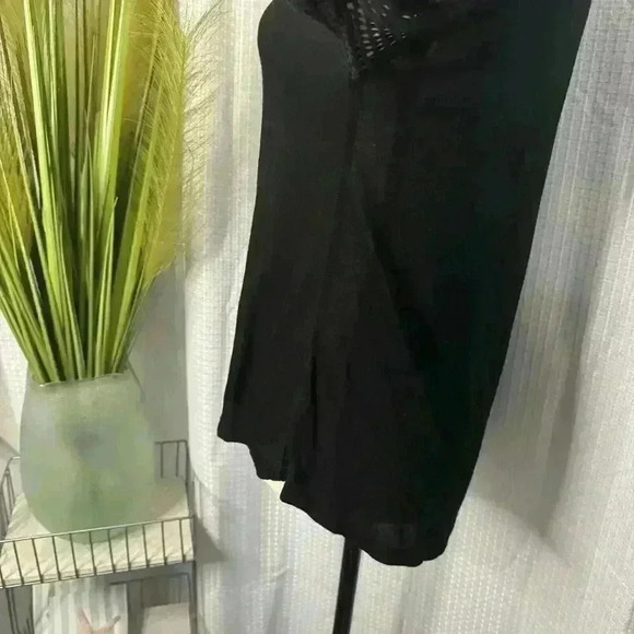 Alexis Women’s M Blouse Open Crochet Knit Long Sleeves Black Tunic Top - Picture 7 of 12